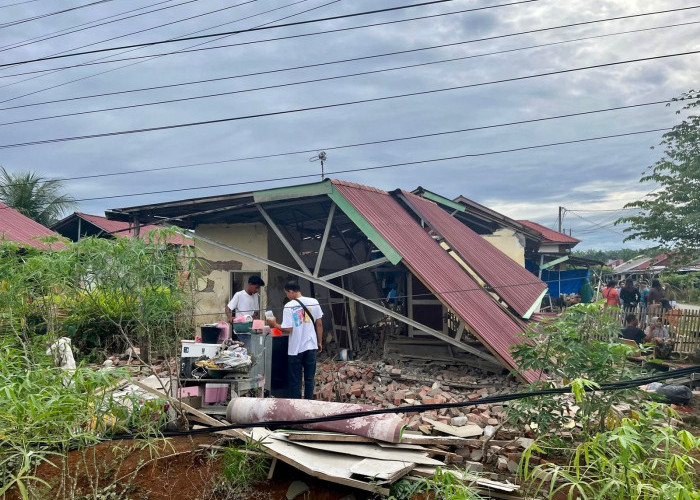 Update Terbaru: 243 Rumah Rusak Akibat Gempa 6,3 M di Bengkulu, Warga Diminta Segera Lapor