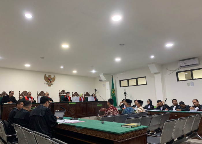 Sidang Kasus Mantan Gubernur Rohidin, Kadis DPK Bengkulu Akui Setor Rp195 Juta untuk Pemenangan Pilkada