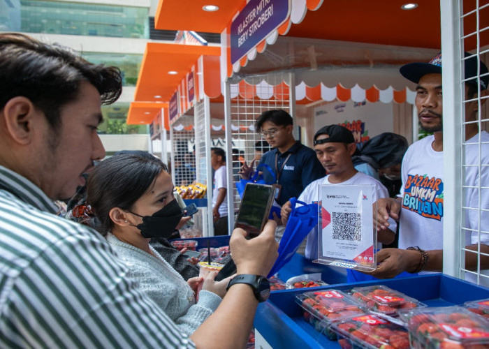 Mengecap Manisnya Bisnis Stroberi dengan Pemberdayaan BRI