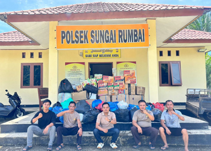 Solidaritas Mengalir, Donasi untuk Korban Banjir Sumbar Dikumpulkan Polsek Sungai Rumbai dan Bhayangkari