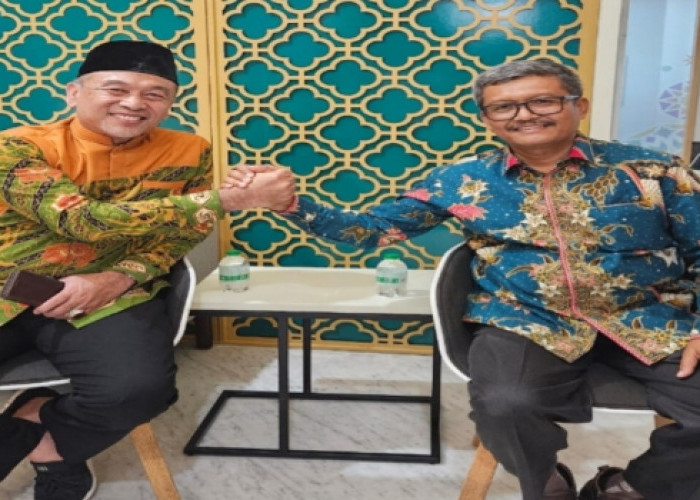 Kandidat Paslon Pilwakot Bengkulu Dani-Sukatno Juga Daftar Hari Kedua ke KPU Kota Bengkulu