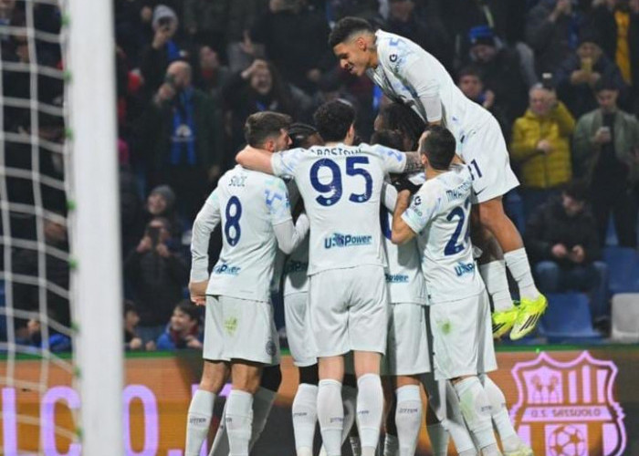 Inter Milan Kian Kokoh di Puncak Usai Bantai 10 Pemain Sassuolo 5-0