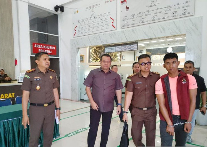 Buron 5 Tahun Ditangkap di Mukomuko, Terpidana Kasus Pencabulan Anak Akhirnya Dibawa ke Penjara