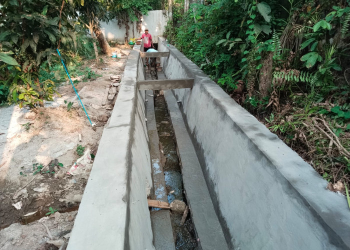 Pembangunan Drainase di Jalan Perhubungan 1 Pagar Dewa, Ketua RT 32: Warga Merasa Terbantu