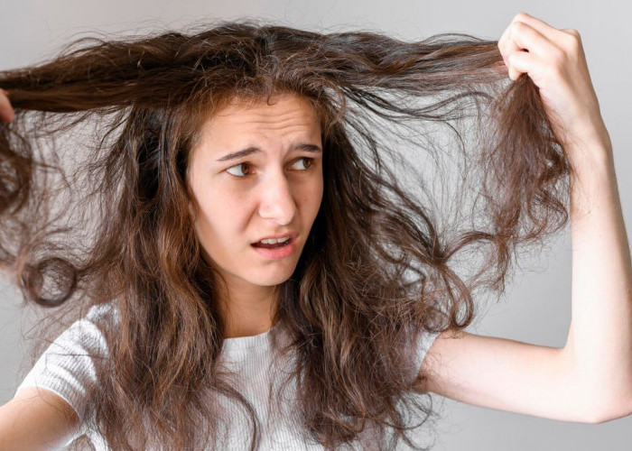 Jangan Dipotong! Ini 9 Cara Mengatasi Rambut Bercabang, Tak Perlu ke Penata Rambut Profesional