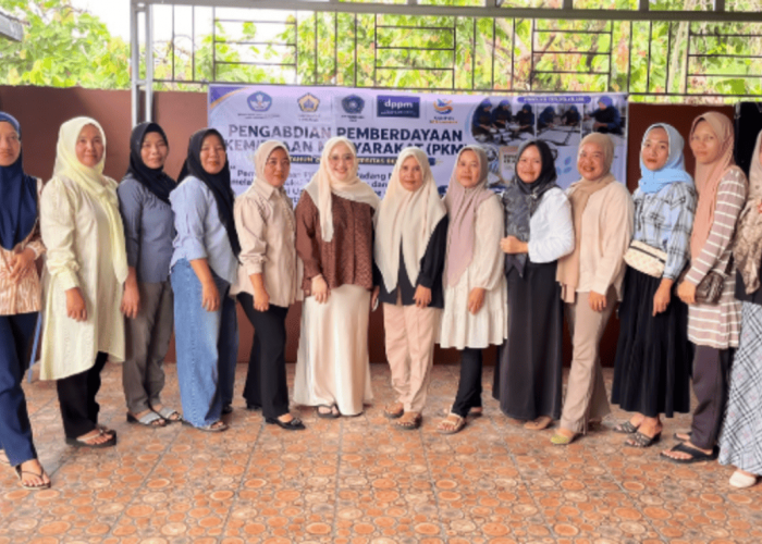 Dosen S1 Kimia Unib Dorong PKK Padang Niur Olah Ampas Kelapa Jadi Tepung dan Air Kelapa Jadi Cocoralit