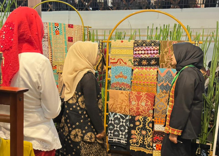 Batik ChaCha Mentari Rejang Lebong Tampil Memukau di Event Persit Bisa 2 Jakarta