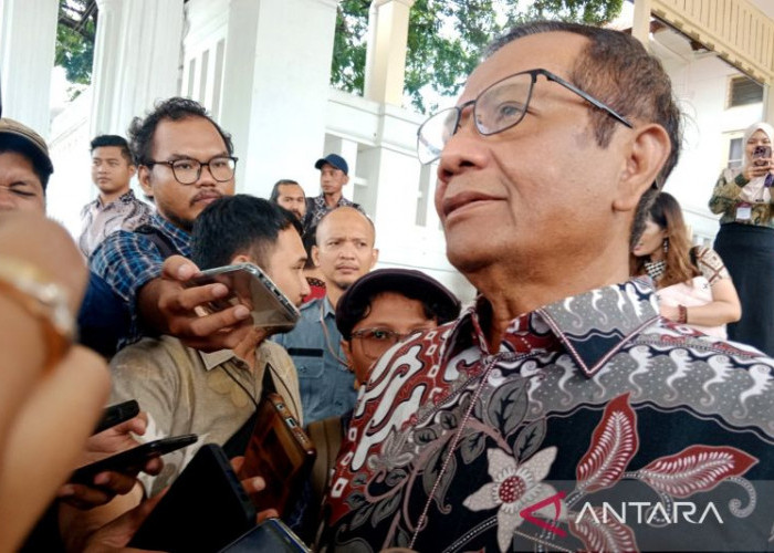 Mahfud MD Tantang KPK: “Kalau Mau Panggil, Saya Siap Datang!