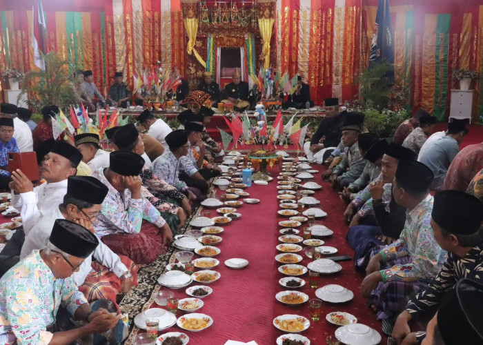 HUT ke-23 Kabupaten Mukomuko, Pemkab Gelar Syukuran Adat dan Doa Bersama