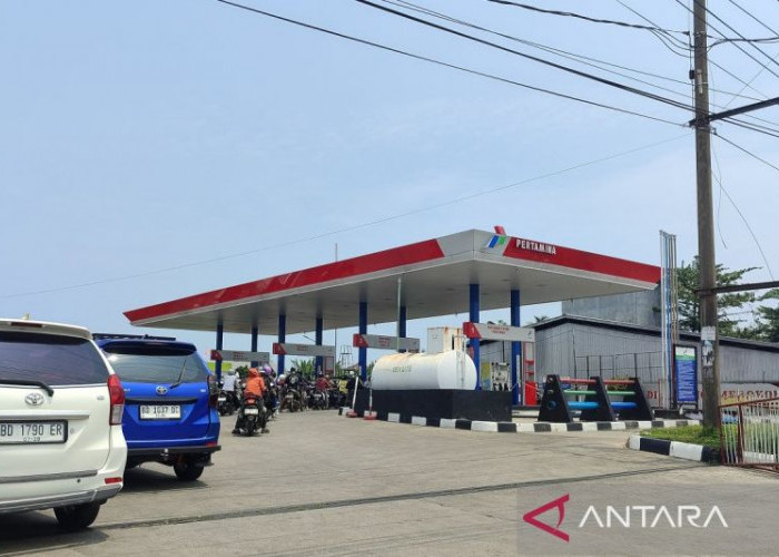 Antrean BBM di Bengkulu Muncul, Pemkot Minta Warga Tak Panik dan Menimbun