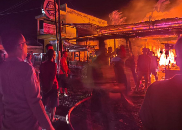 Kebakaran Hanguskan 2 Rumah di Rejang Lebong, Kerugian Tembus Rp200 Juta, Dugaan Korsleting Diselidiki