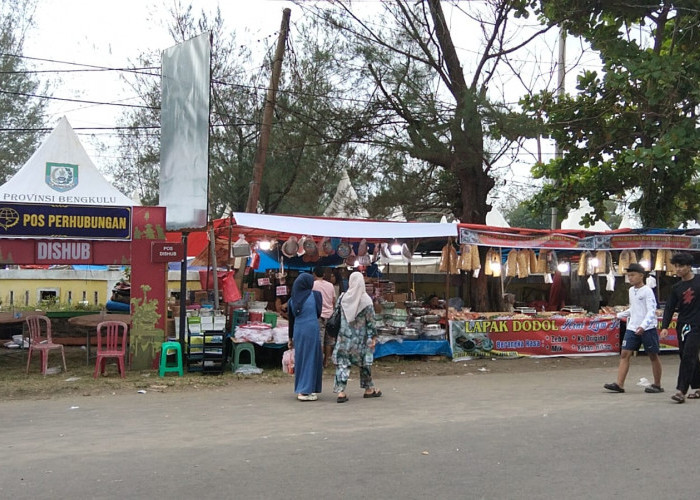 UMKM Keluhkan Pedagang Musiman di Luar Arena Festival Tabut, Promotor Minta Penertiban