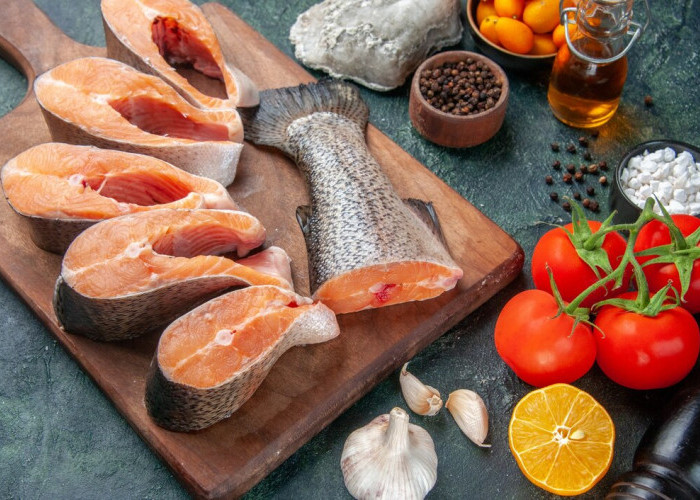Terbaik! Ini Manfaat Ikan Salmon untuk Kesehatan Ibu Hamil dan Resep Sup Salmon yang Lezat