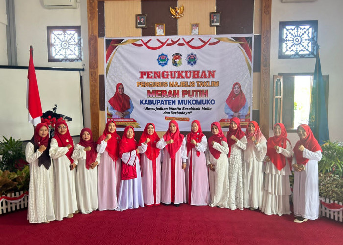 Majelis Taklim Merah Putih Mukomuko Dikukuhkan, Perkuat Peran Perempuan dan Nilai Kebangsaan