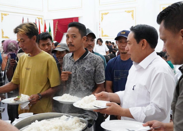 Wali Kota Bengkulu Temui Driver Sampah, Dedy Wahyudi Tegaskan Tak Ada Kriminalisasi Warga