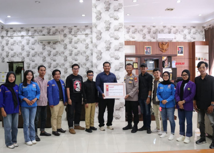 Kapolresta Bengkulu Dianugerahi Gelar Sahabat Mahasiswa oleh OKP dan BEM