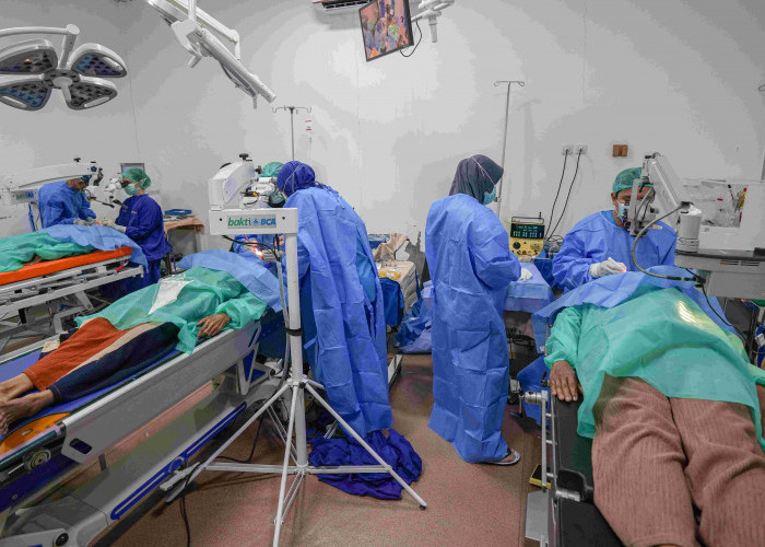 Tingkatkan Kesehatan Masyarakat, BCA Gelar Operasi Katarak Gratis hingga ke Bengkulu Tengah 
