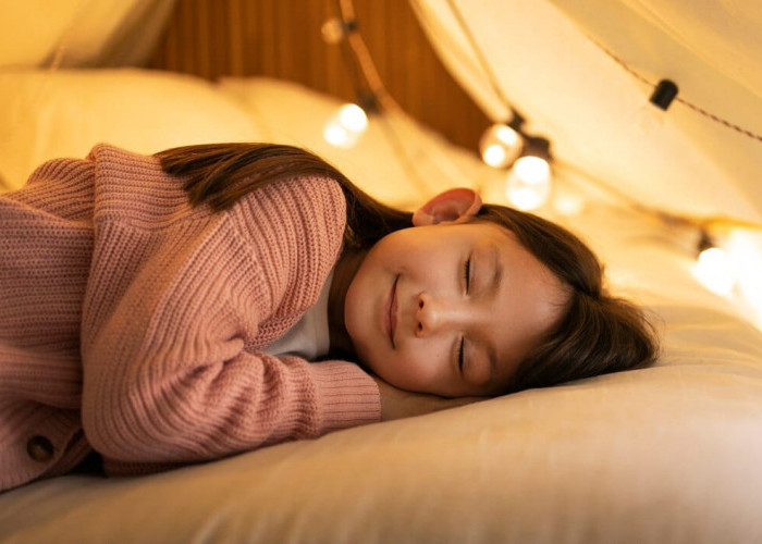Tidak Hanya Dibujuk, Berikut Trik Atasi Anak yang Susah Tidur Siang