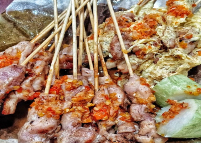 5 Makanan Kaki Lima yang Populer di Indonesia, Rasanya Enak dan Suasana yang Khas