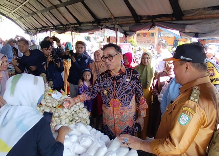 Jelang Lebaran Pemkab Kepahiang Gelar Pasar Murah Sembako, Bupati: Stabilisasi Harga Pangan 