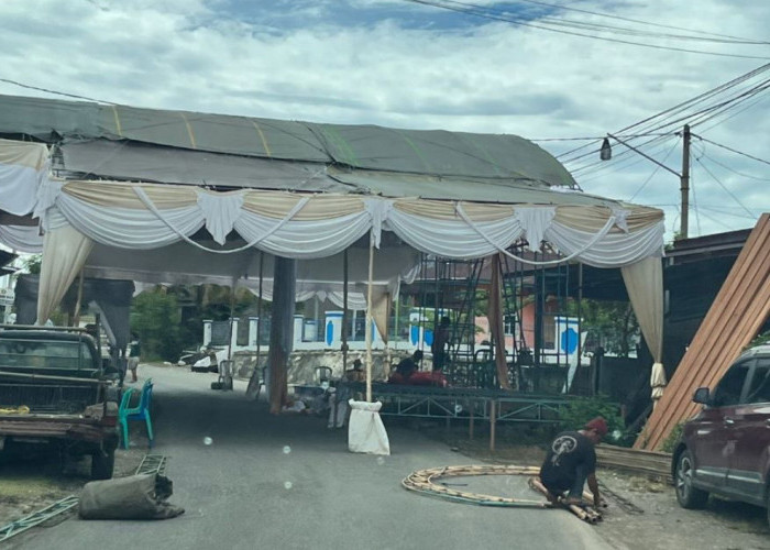 Jalan Raya Ditutup untuk Pesta Pernikahan, Warga Bengkulu Selatan Keluhkan Ketidaknyamanan