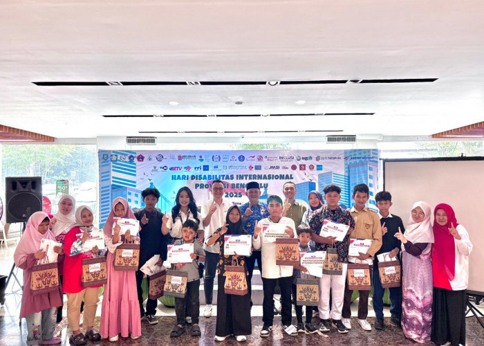 Astra Motor Bengkulu Salurkan Beasiswa untuk Siswa Disabilitas di Momen Hari Disabilitas Internasional