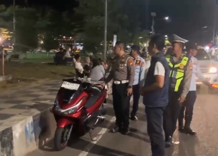 Parkir Sembarangan di Bundaran Mukomuko Mulai Ditertibkan, Pelanggar Diancam Ditindak Tegas