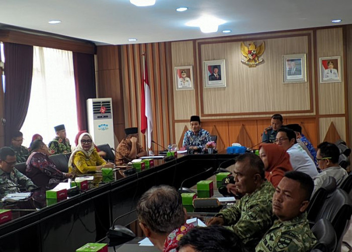 HUT RI ke-81 di Bengkulu Bakal Meriah, Pemprov Siapkan Panjat Pinang Massal 81 Batang