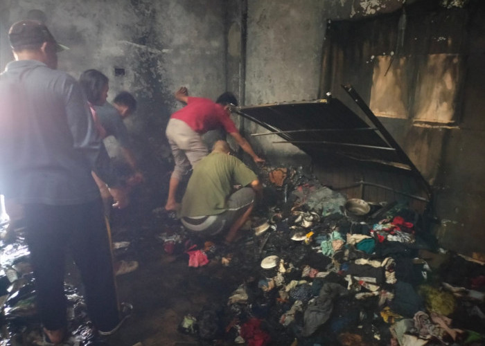 Kebakaran Ruko Dua Lantai di Kepahiang Diduga Akibat Arus Pendek Listrik, Kerugian Ditaksir Ratusan Juta