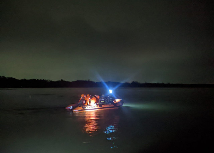 Dihantam Ombak dan Angin Kencang, Kapal Nelayan di Bengkulu Karam, Satu Korban Masih Hilang