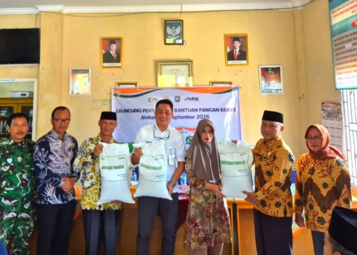 Bulog Bengkulu Salurkan 7.917 Ton Beras Gratis, 263.902 Keluarga Jadi Penerima