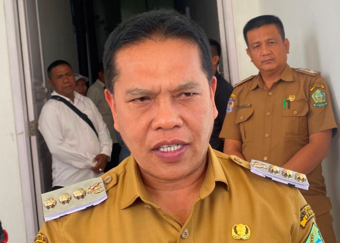 Bupati Azhari Tegaskan Dana Desa Bukan untuk Dikorupsi, Peringatan Keras bagi Pjs Kades