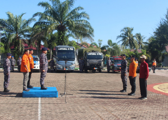 Lanal Bengkulu Gelar Upacara Pembukaan Latihan Penanggulangan Bencana Alam Gempa Bumi dan Tsunami