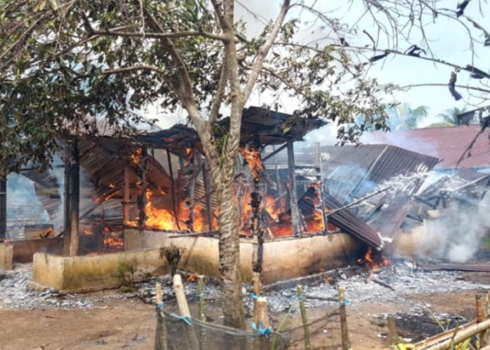 Kebakaran di Bengkulu Tengah, 1 Unit Rumah Beserta Isinya Ludes Dilalap Api