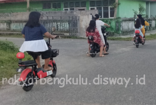 Fenomena Anak  Pakai Sepeda Listrik di Jalan Raya, BAHAYA!