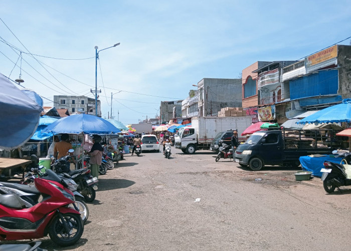 Praktik Sewa Lahan Parkir ke PKL di Pasar Panorama Disorot, Petugas Parkir Terancam Dicabut Izinnya