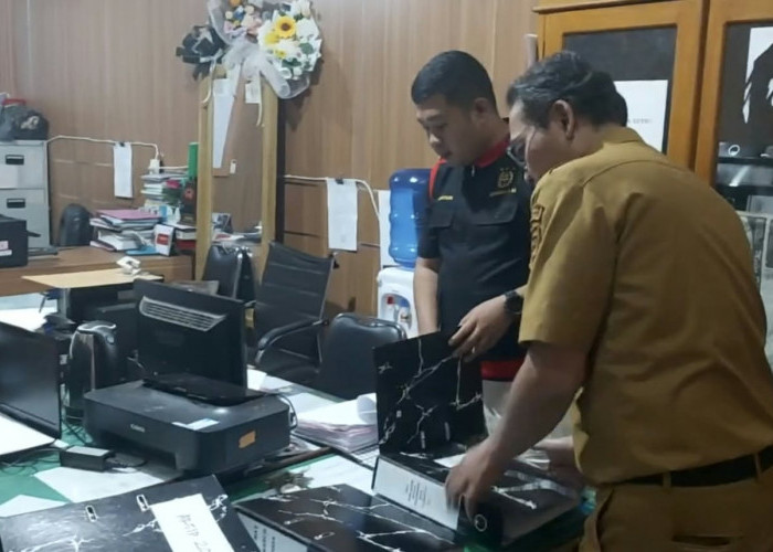 Usai Geledah Perumda Ratu Samban, Kejari Bengkulu Utara Sisir Sekretariat DPRD