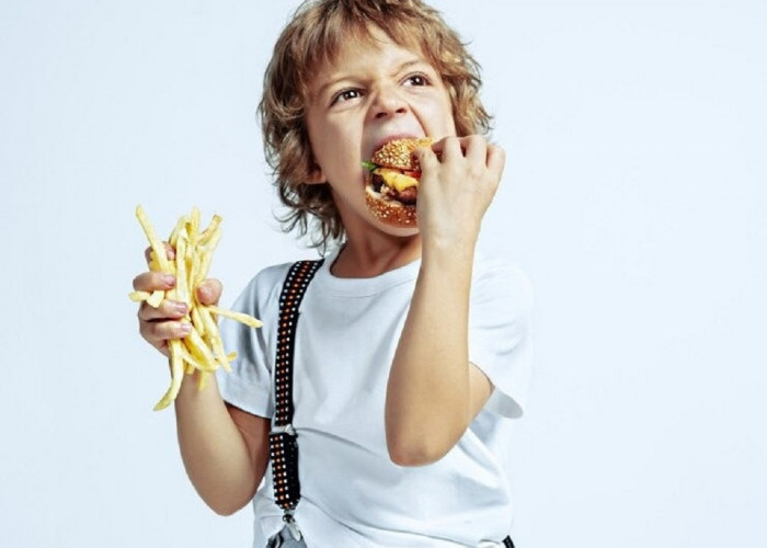 Awas! Makanan Cepat Saji Ternyata Berbahaya untuk Anak-anak, Ini 6 Gangguan Kesehatan yang Bisa Ditimbulkan