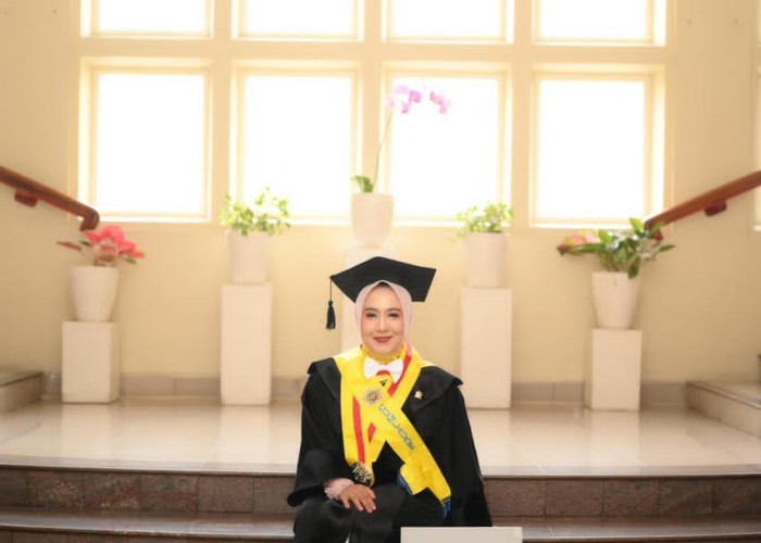 Dari Bengkulu, Nia Herlina Lulusan Terbaik Doktor Ilmu Pertanian UGM, Raih IPK 3,99 di Usia 28 Tahun