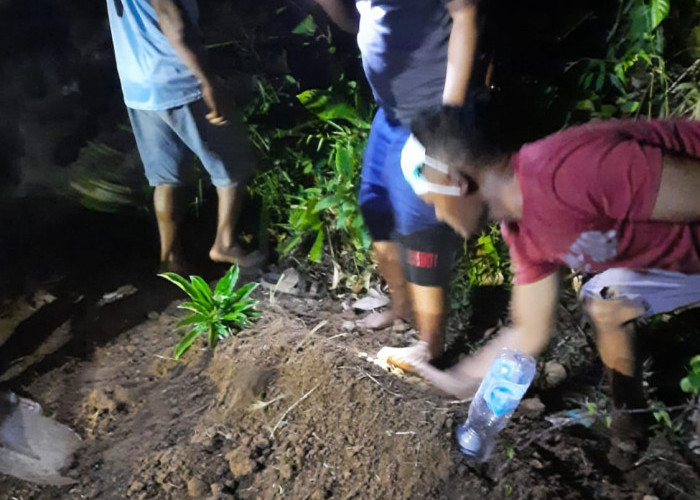 Jasad Bayi Ditemukan di Pasar Bawah Dimakamkan Dekat TMP Kota Manna
