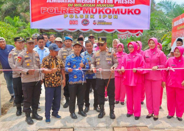 Jembatan Merah Putih Presisi Rampung, Akses Warga Desa Cinta Asih Mukomuko Kini Lebih Aman