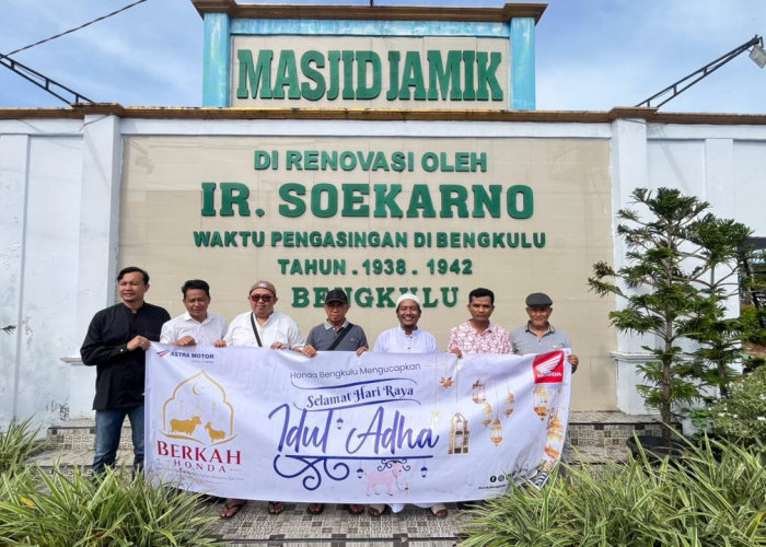 Astra Motor Bengkulu Salurkan Hewan Kurban ke Masjid Jamik Kota Bengkulu