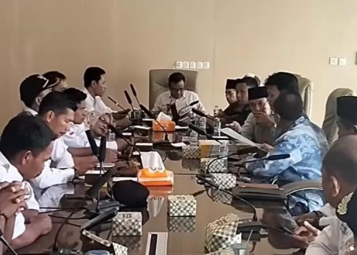 Puluhan Kepala Desa Mukomuko Hearing dengan DPRD, Bahas Masalah Temuan Dana Desa 2024