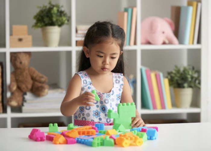 Tak Perlu Mainan Mahal, 5 Aktivitas Ini Bisa Bikin Anak Bahagia