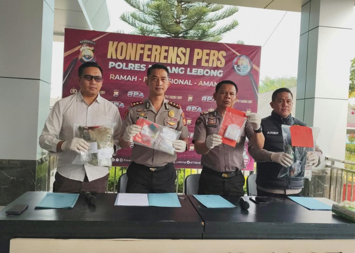Perempuan 21 Tahun Bawa 141,97 Gram Sabu di Rejang Lebong, Polisi Amankan 10 Inex