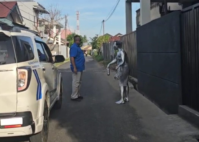 Aksi Kabur Manusia Silver Berujung Pendataan, Ini Kata Dinsos