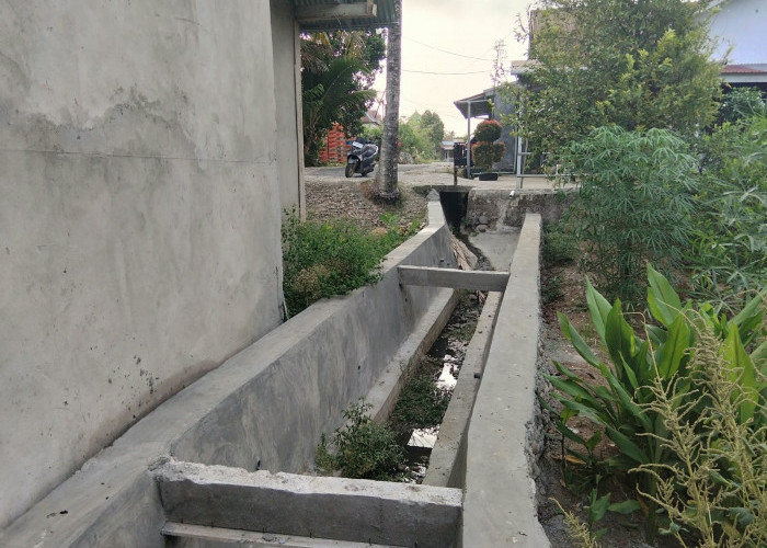 Drainase RT 03 Perumdam Dikerjakan, Ketua RT Apresiasi Pemkot Bengkulu dan Berharap Penerangan Jalan