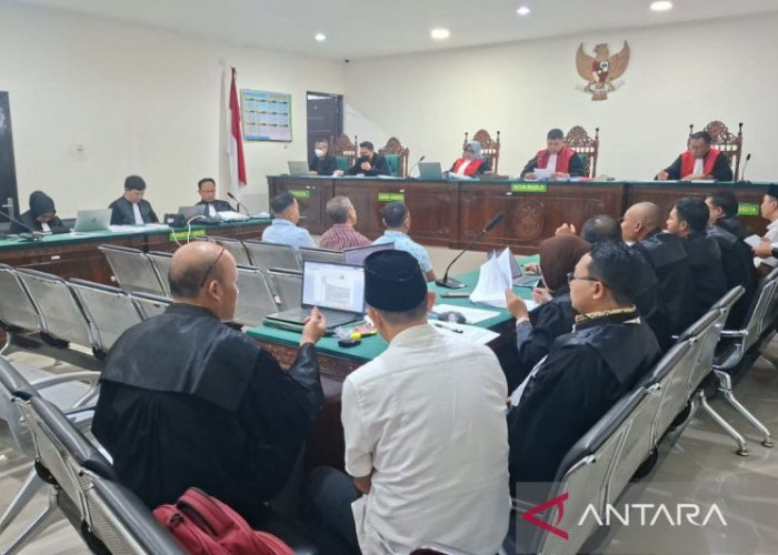 Sidang Bupati Rejang Lebong: Saksi Ungkap Fee Proyek 15 Persen