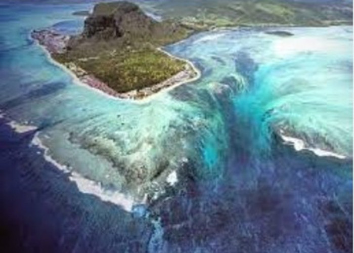 Air Terjun Bawah Laut, Pesona Air Terjun Mauritius, Ilusi Air Terjun Bawah Laut