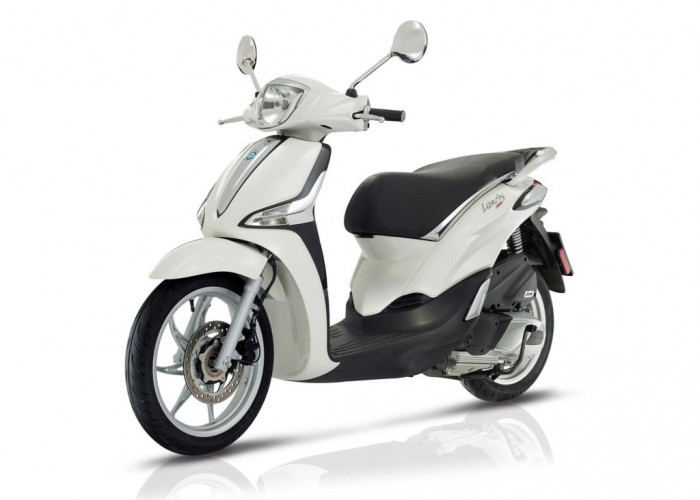 Piaggio Liberty 150 S 2026, Skuter Premium Eropa yang Nyaman dan Elegan